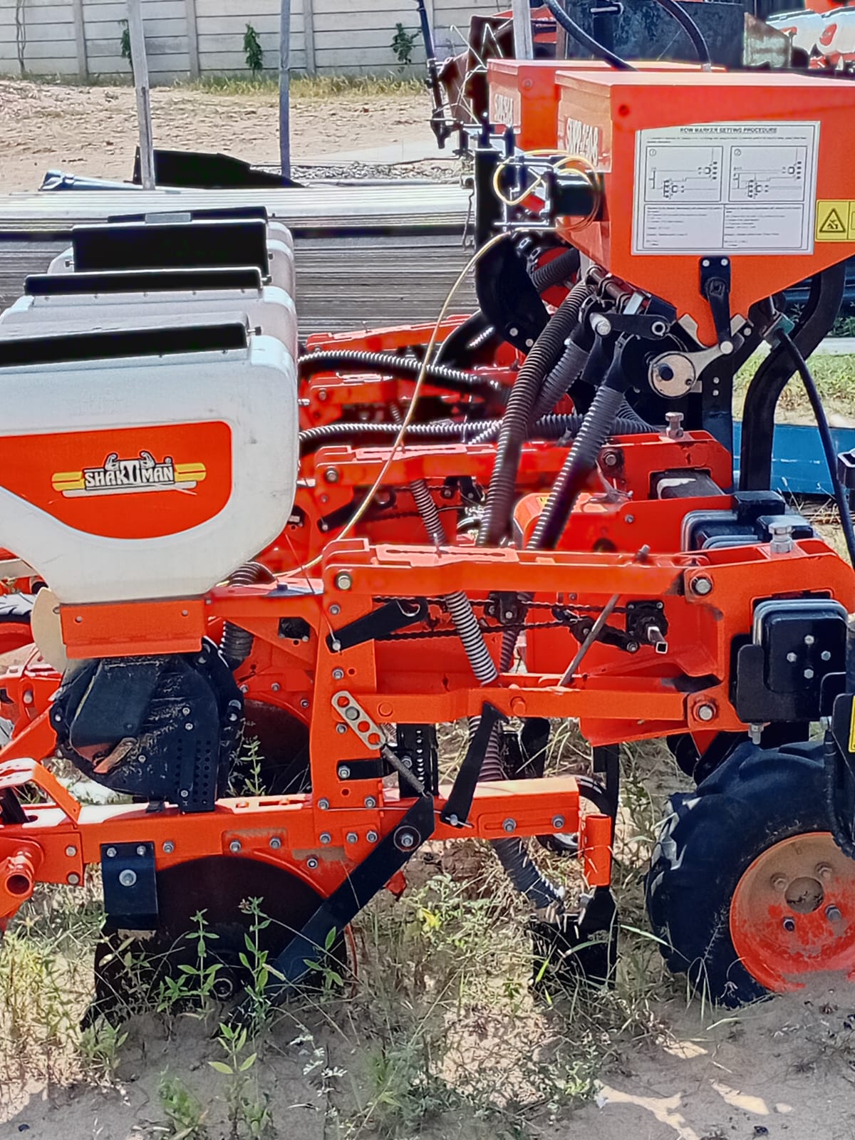 Shaktiman Pneumatic Planter Four Row SPVV250